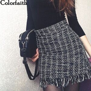 Colorfaith Women Woolen Mini Skirt Autumn Winter Vintage Straight Plaid Tassel